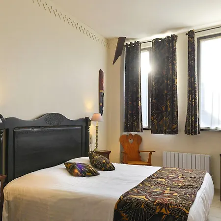 Hotel Relais Du Silence Domaine Des Thomeaux 3*